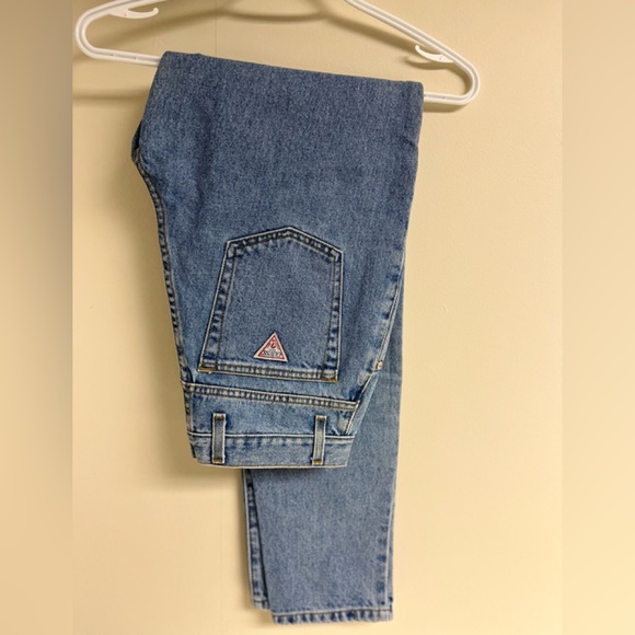 American tradition GUESS jeans Original designs since 1981 - Picture 4 of 6